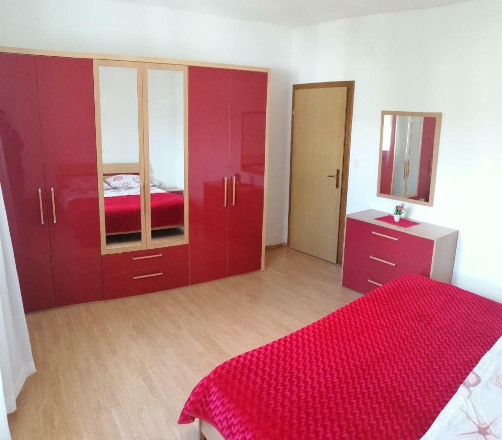 Apartman Rosanda Posedarje Eksteriør bilde
